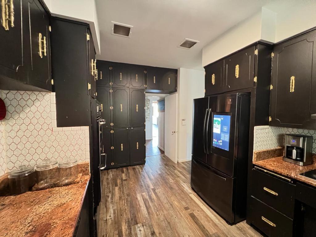 Хостел Pill Hill Mansion Чикаго Экстерьер фото