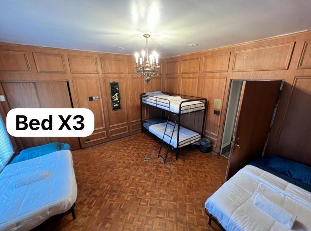 Хостел Pill Hill Mansion Чикаго Экстерьер фото